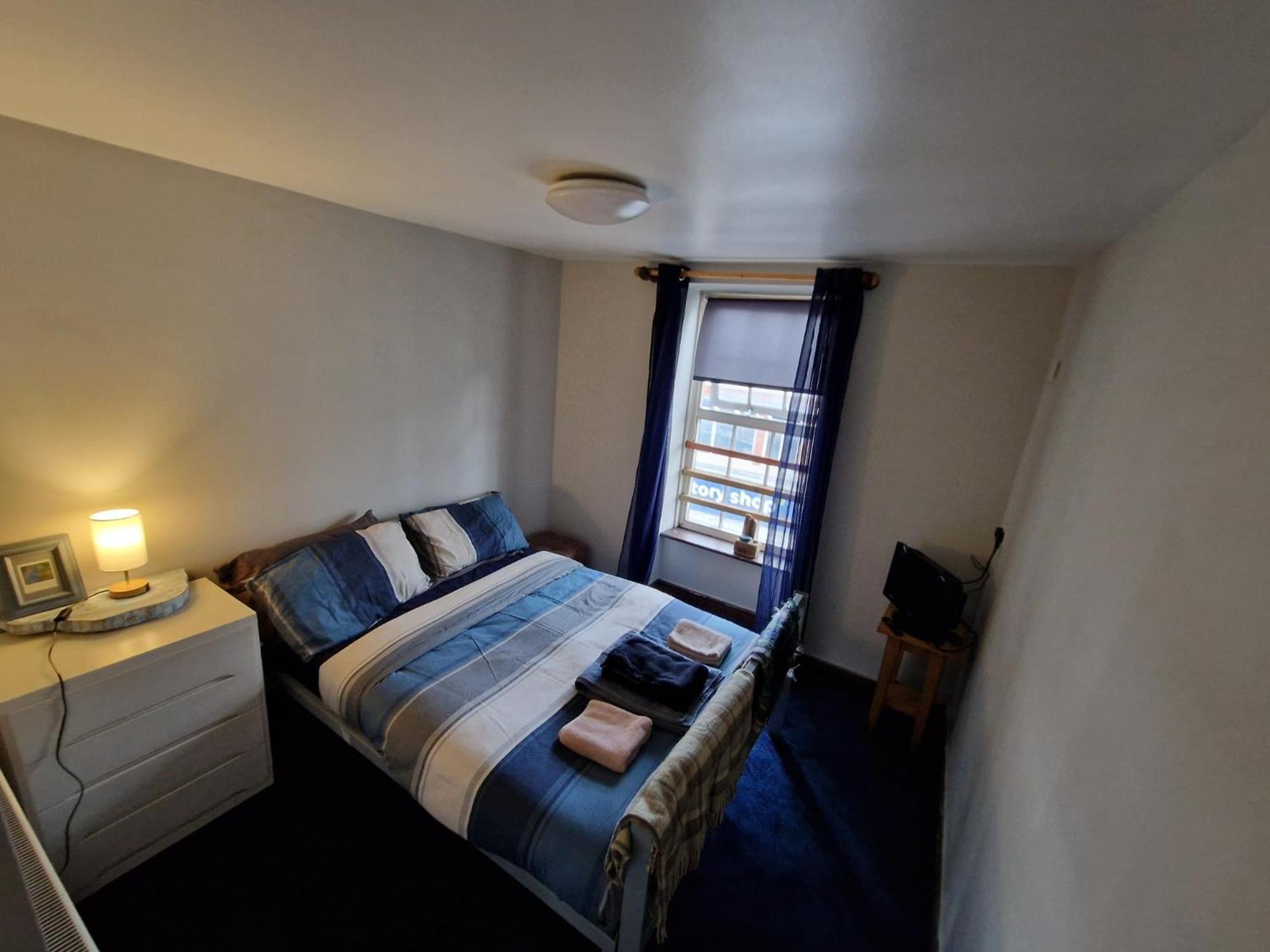 Y Castell Budget Accommodation Pwllheli Exteriör bild